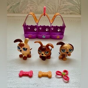 Littlest Pet Shop 2009 LPS Puppy Petriplets 3 Dogs 1338 - 1340 Generation 3